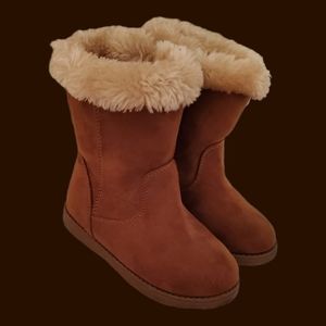 Cat & Jack Toddler Shearling Style Boots, Size: 9